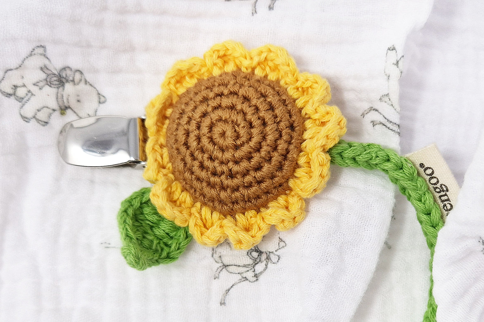50% OFF | Crochet sunflower dummy pacifier clip