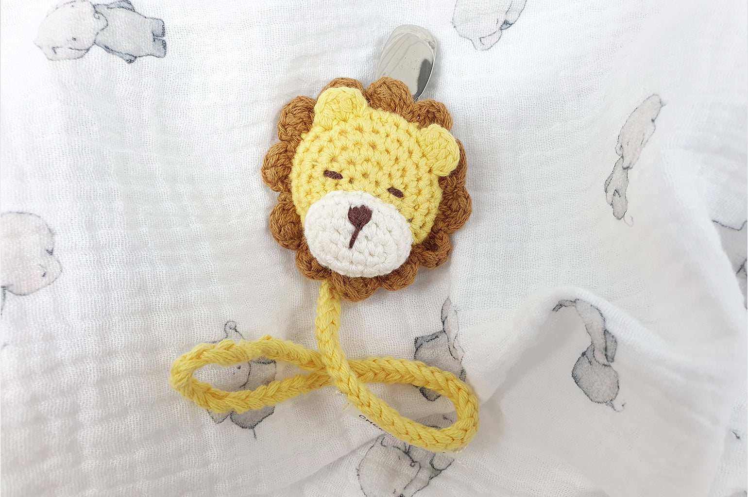 60% OFF | Crochet lion baby dummy pacifier clip