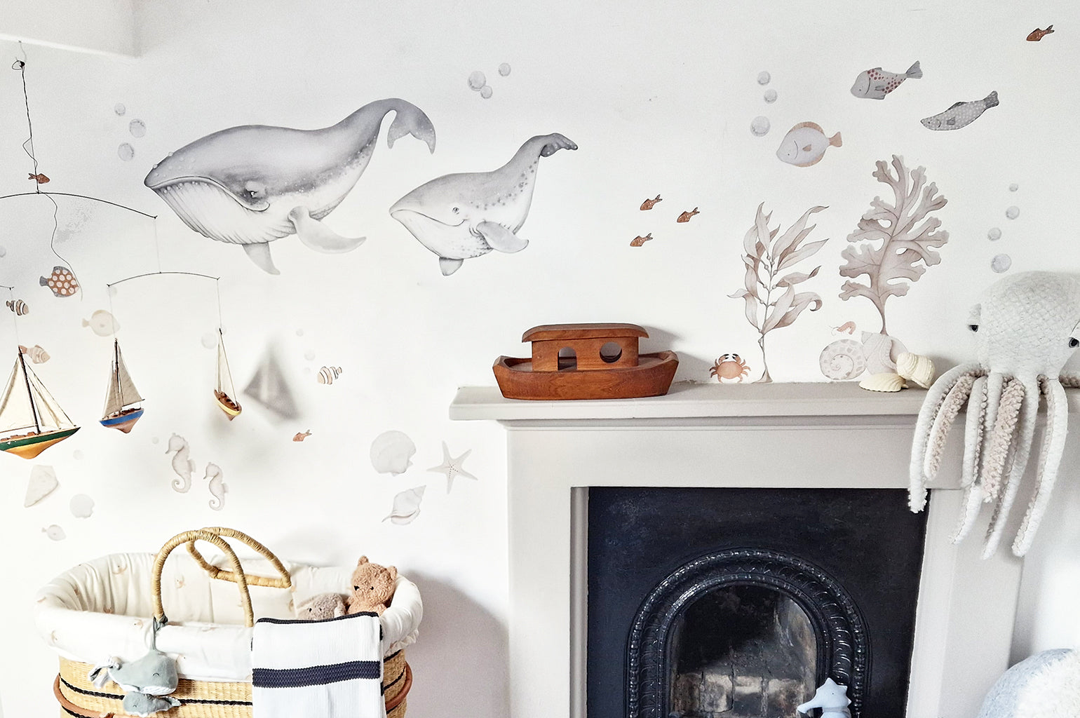 Children's Ocean Sea Animals Nursery Wall Decal Sticker Set