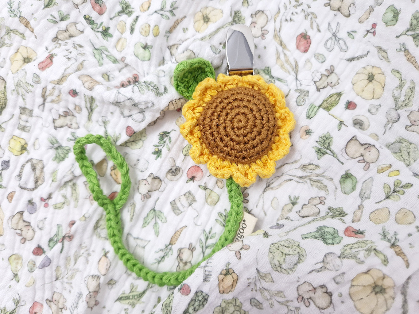 50% OFF | Crochet sunflower dummy pacifier clip