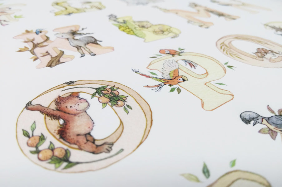 Children&#39;s Safari Alphabet and Counting Set