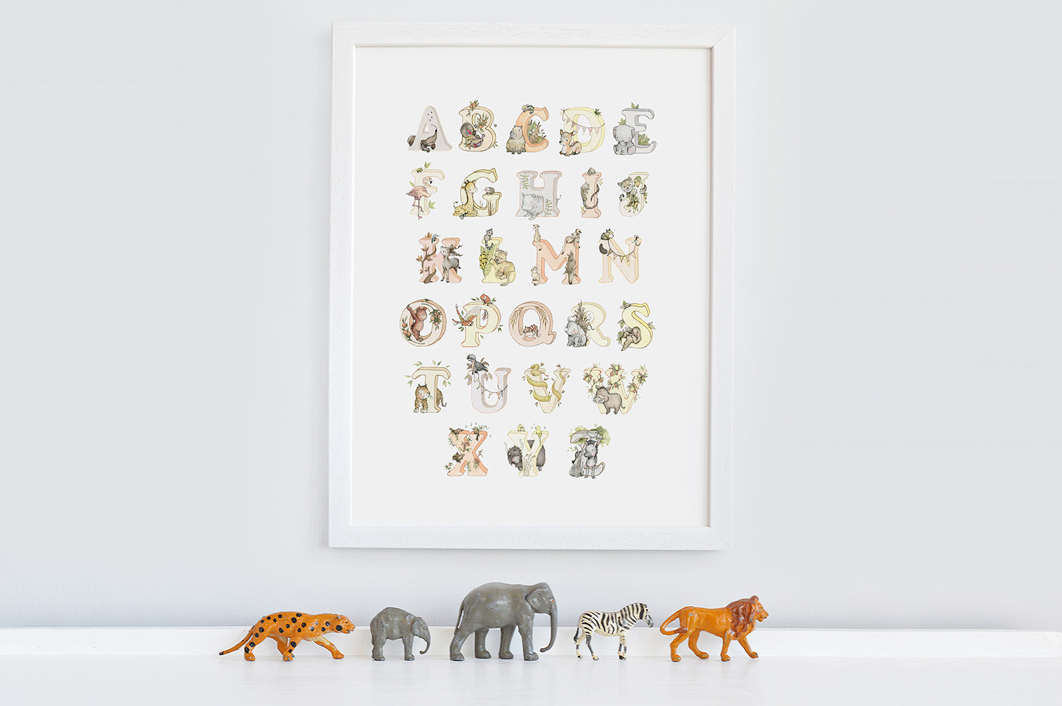 Children&#39;s Safari Alphabet and Counting Set
