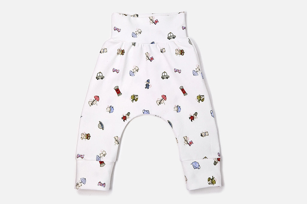 London Baby Hat, Vest and Leggings Clothing Set