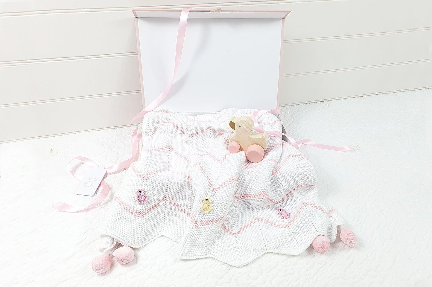 Girls Duck Blanket and Toy Gift Box