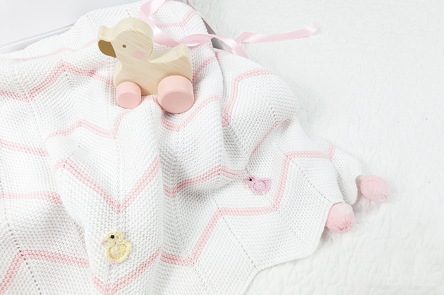 Girls Duck Blanket and Toy Gift Box