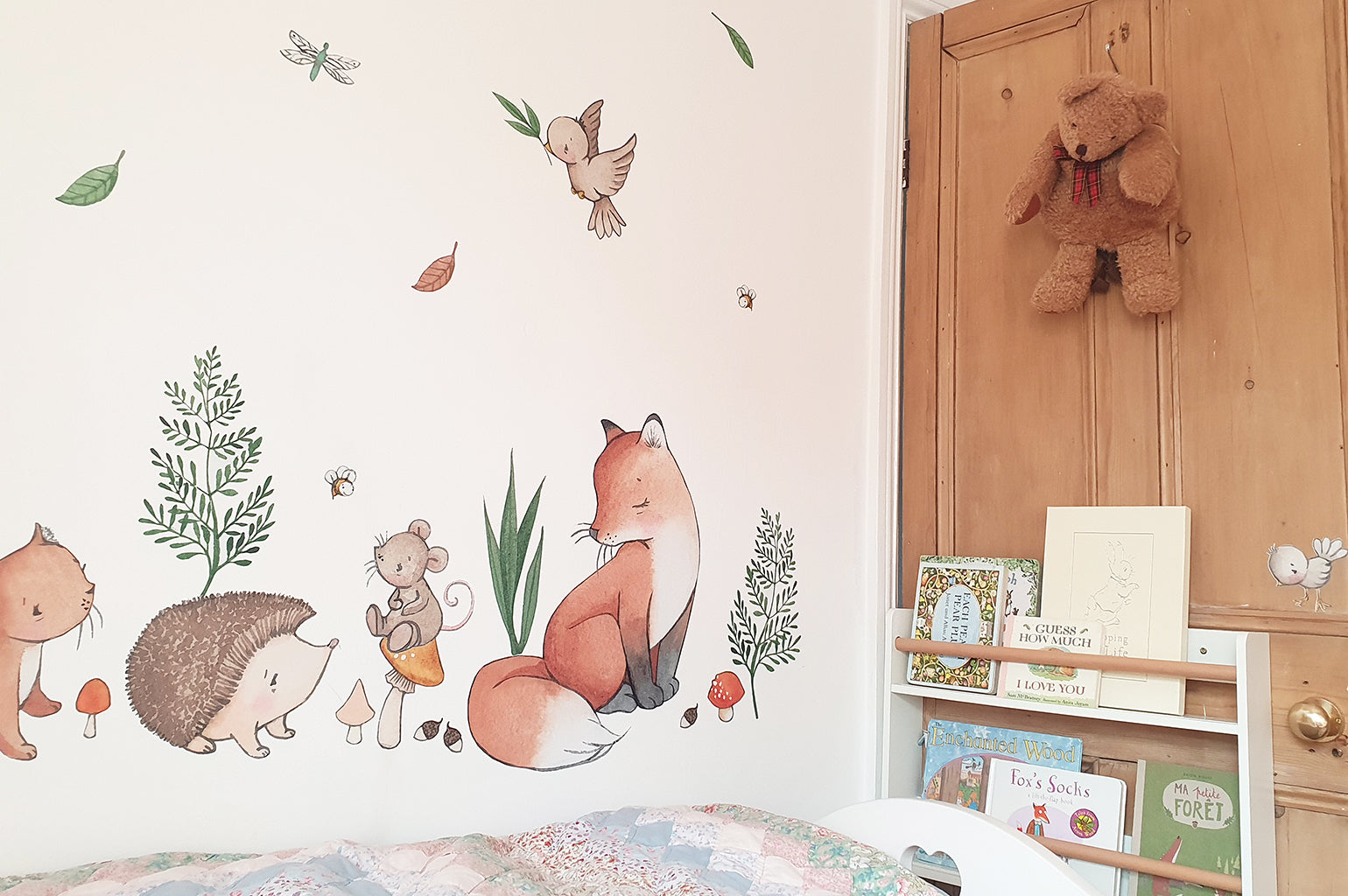 Children&#39;s Woodland Forest Animals Nursery Wall Decal Sticker Set